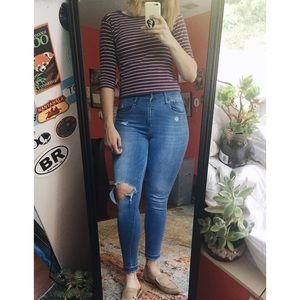 Levi’s Distressed High-Rise Skinny Jeans